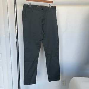 Vuori Collins Chino